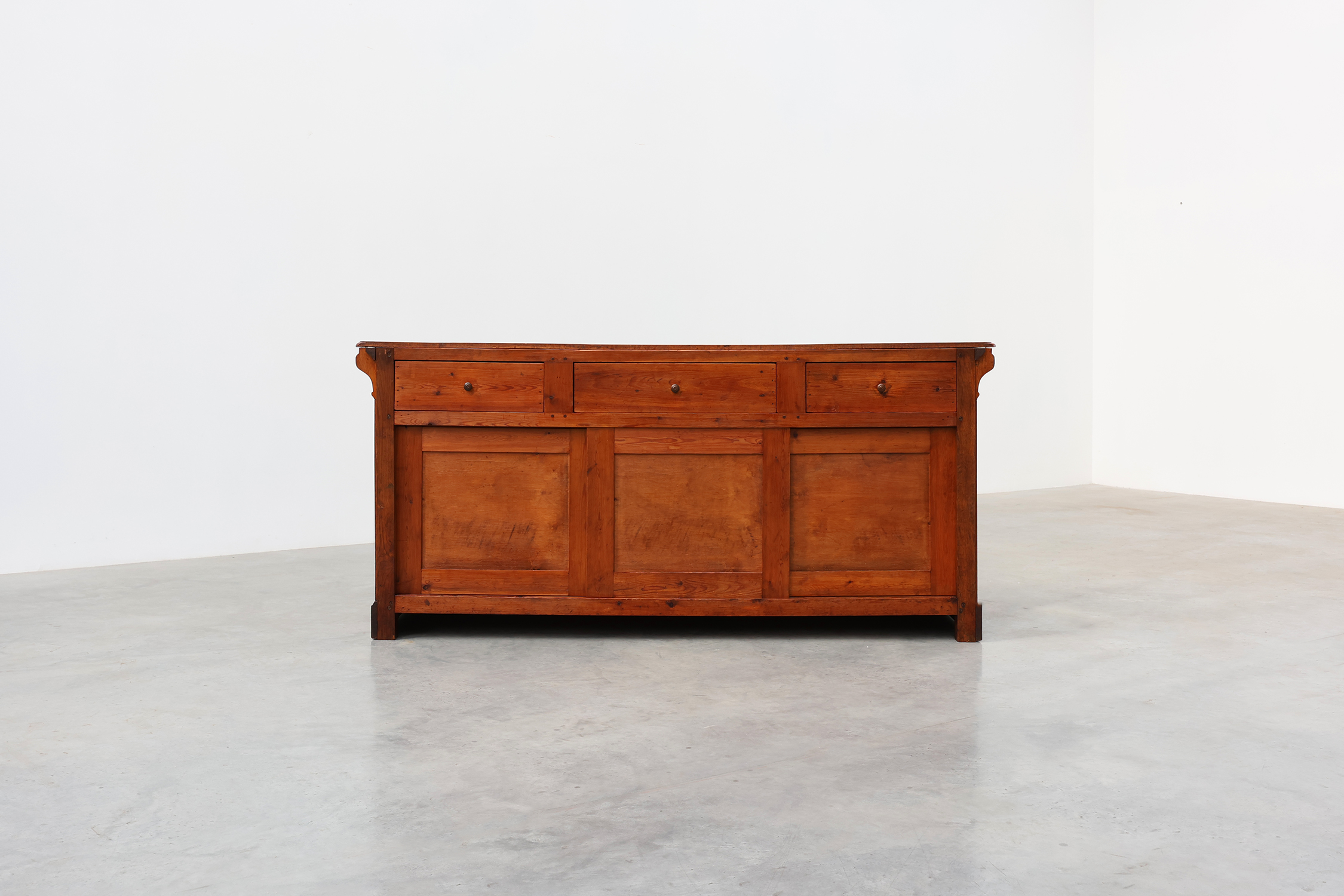Large French Solid Oak Shop Counter or Bar Counter, Mid-19th Century, circa 1850thumbnail